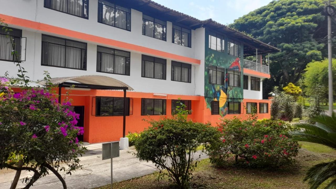 Imca Hotel Guadalajara de Buga Exterior foto